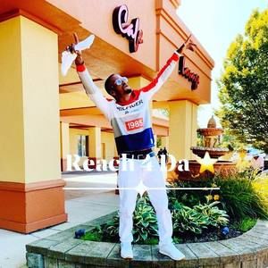 Meet your Posher, Evan